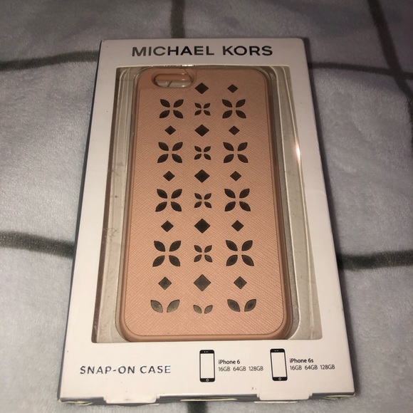 (BRAND NEW) Michael Kors IPhone 6/6s case - Picture 4 of 9